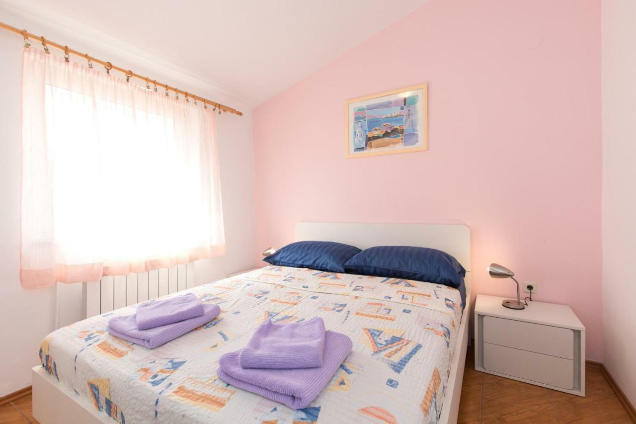 Apartment Lorena Kornic